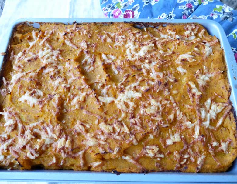 St. Patrick's Day Menu:Paleo Shepherd's Pie (GF) | Perchance to Cook, www.perchancetocook.comPaleo-Shepherd's-Pie-perchancetocook-2