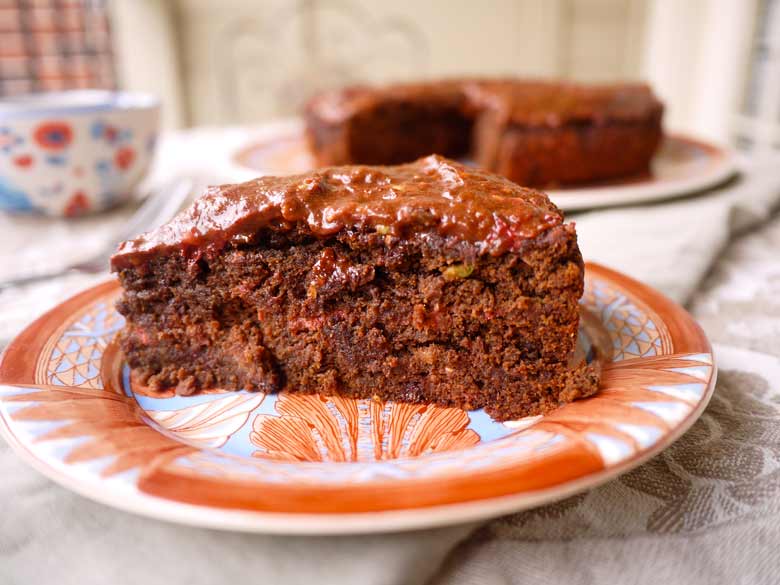 Paleo Raspberry Chocolate Banana Cake (GF, dairy-free) | Perchance to Cook, www.perchancetocook.com