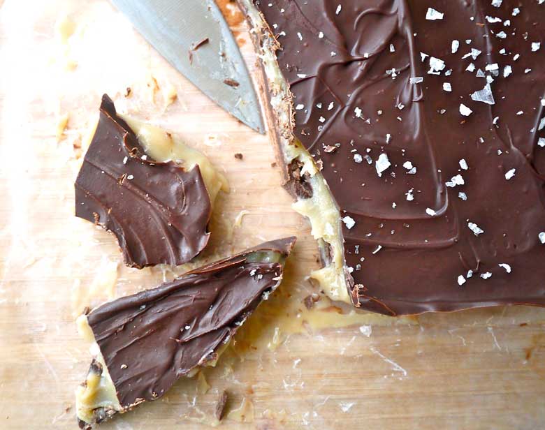 Salted Caramel Paleo Bark (GF, dairy-free) | Perchance to Cook, www.perchancetocook.com