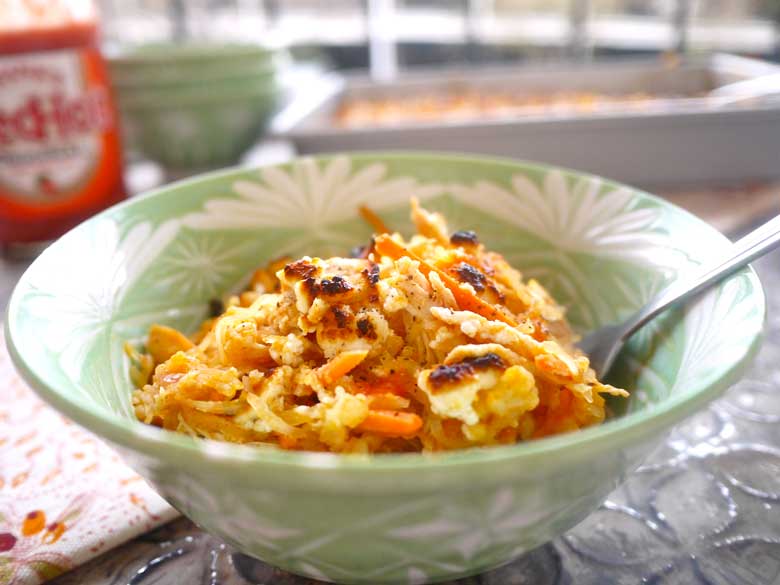 Creamy Buffalo Chicken Spaghetti Squash Casserole (paleo, GF) | Perchance to Cook, www.perchancetocook.com