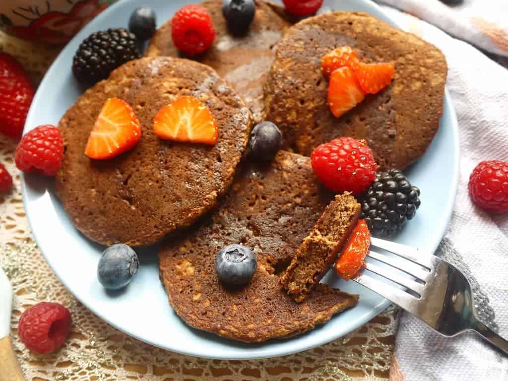 Treat your taste buds and your body to these Chocolatey Cocoa Paleo Pancakes (GF) | Perchance to Cook, www.perchancetocook.com