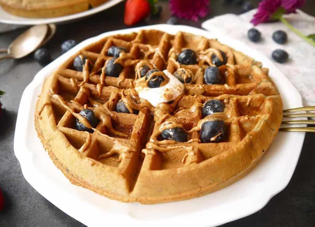 Paleo + Gluten-free Mashed Blueberry Waffles | Perchance to Cook, www.perchancetocook.com